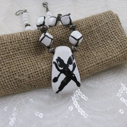 Necklaces and pendants with abstract shapes for a modern, creative appearance-Fair Trade White and Black Beaded Necklace Kazuri