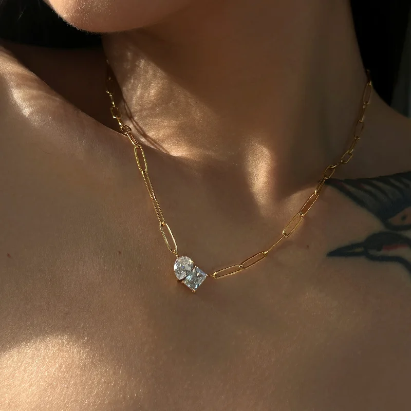 Necklaces and pendants with feather designs for a boho-chic, carefree vibe-Chic Triangle & Rectangle Zirconia Pendant Pin Link Chain Gold Necklace JLTN1231