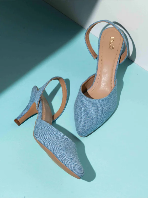 Stylish sandals for women with metallic accents and sleek, minimalist style-Womens Blue Party Wear Solid Pointed Heels