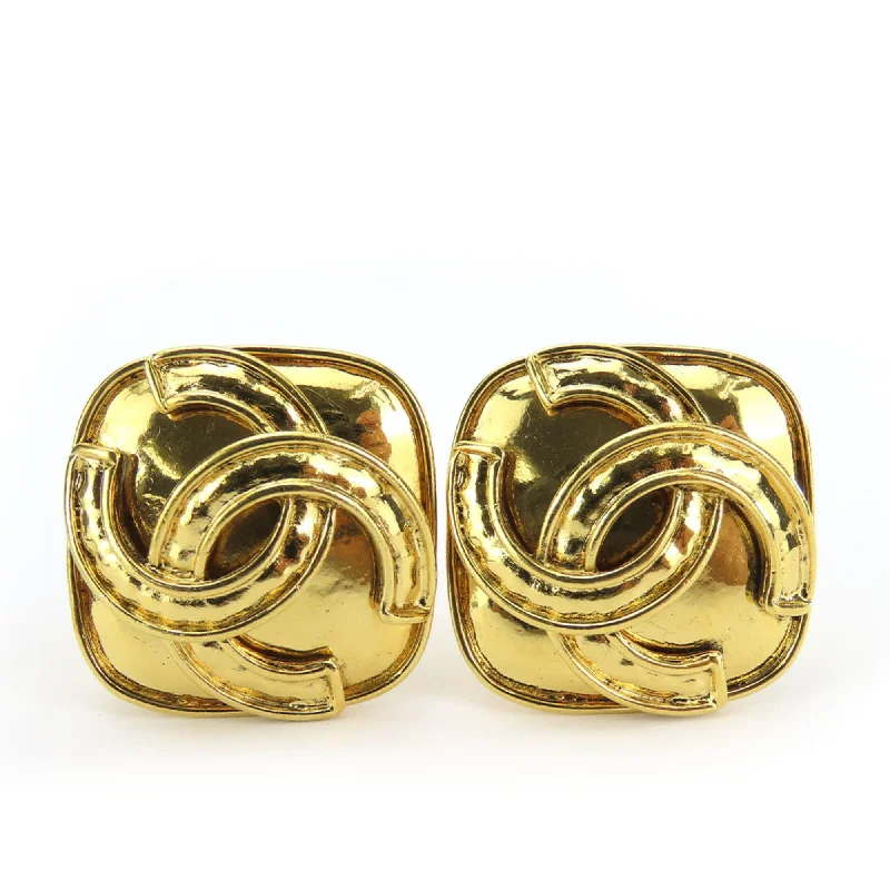 Drop Earrings for Office Wear -Chanel  Clip Earrings (Pre-Owned)