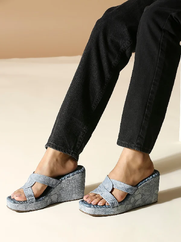 Fashionable sandals for men with flip-flop design and cushioned footbed-Womens Blue Casual Solid Round Toe Wedge Heels