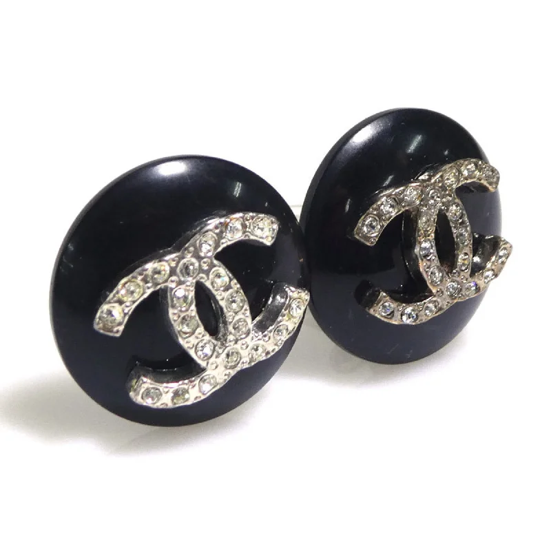 Drop Earrings with Hammered Finish -Chanel   Metal Plastic Clip Earrings (Pre-Owned)