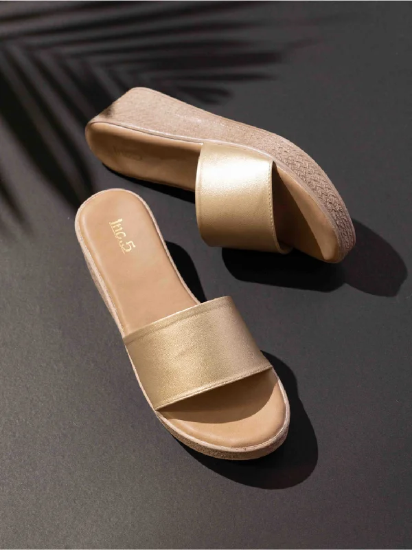 Casual sandals for women with wide straps and flat sole for relaxed fit-Womens Gold Casual Solid Round Toe Wedge Heels