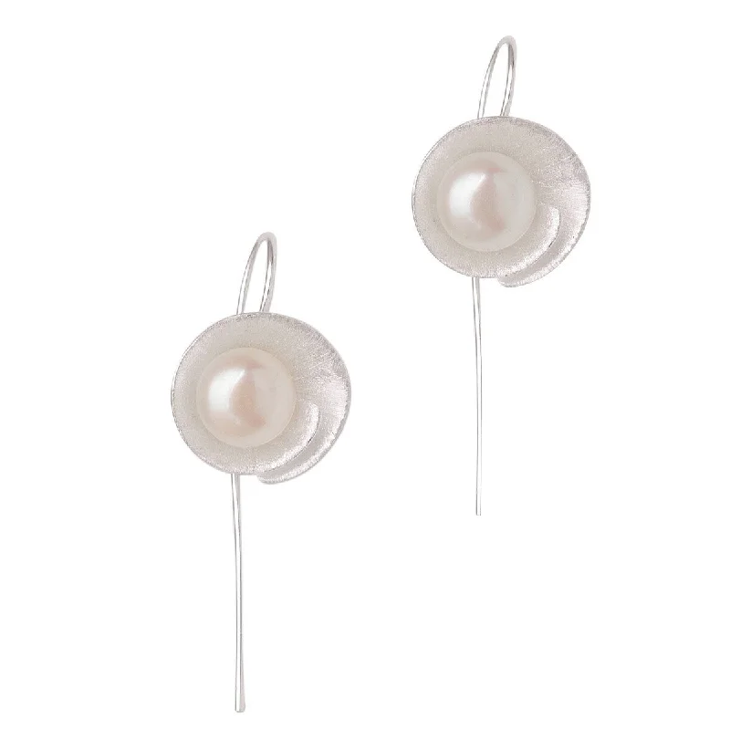 Drop Earrings for Engagement Party -NOVICA Lily Glamour, Cultured pearl drop earrings - 0.9*0.6