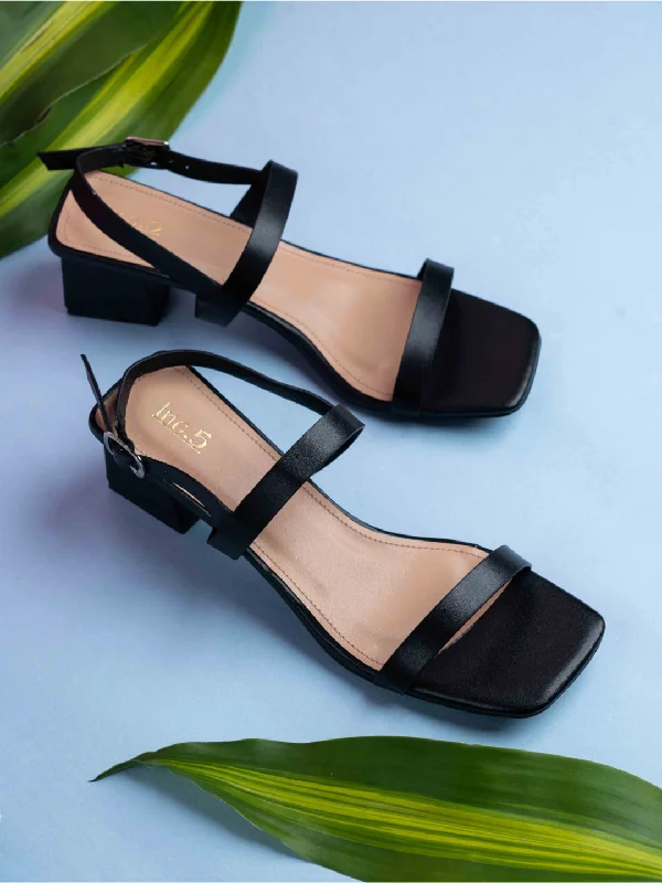 Casual sandals for men with adjustable straps and breathable material for comfort-Womens Black Party Wear Striped Square Heels