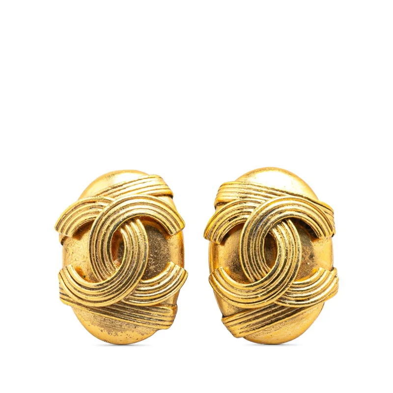 Drop Earrings with Embossed Patterns -Chanel Coco  Metal Clip Earrings (Pre-Owned)