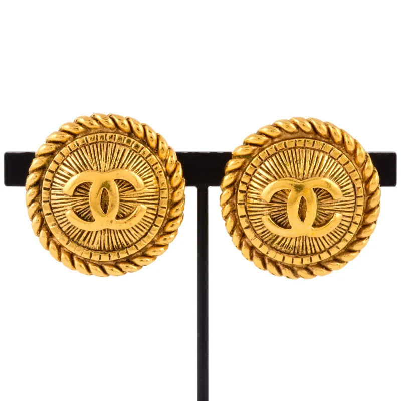 Animal Print Drop Earrings for Fun -Chanel  Plating Clip Earrings (Pre-Owned)