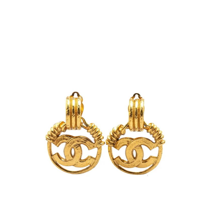 Drop Earrings with Polished Shine -Chanel  Plating Clip Earrings (Pre-Owned)