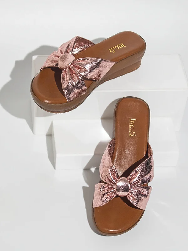 Fashionable sandals for women with animal print and chic buckle accents-Women Rose Gold Textured Wedge Heels