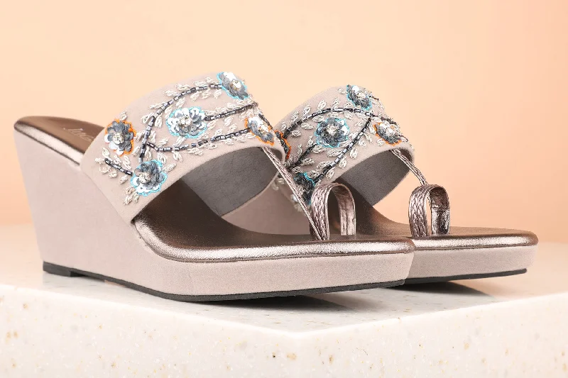 Casual sandals for women with thong design and padded footbed for everyday comfort-Women Pewter Embellished Ethnic Wedge Heels