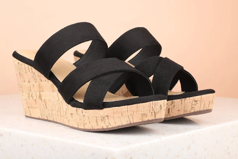 Elegant sandals for women with woven design and high-heeled platform soles-Women Black Wedge Heels