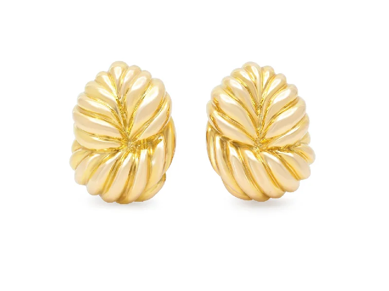 Drop Earrings with Animal Motifs -David Webb Earrings in 18K Gold