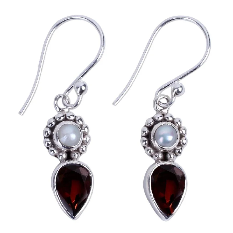 Drop Earrings for Engagement Party -Handmade Scarlet Tear Cultured Pearl Garnet Earrings (India) - Silver - 0.4*0.3