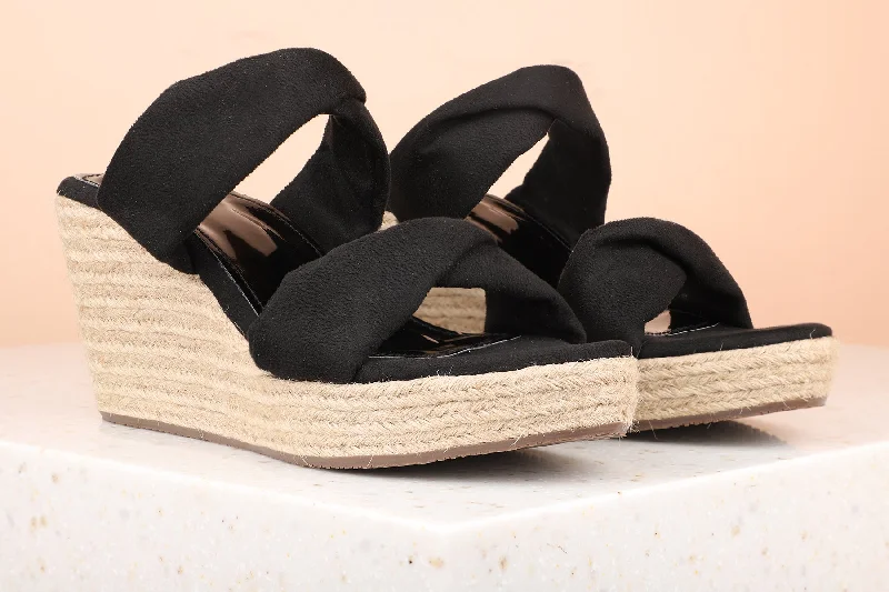 Casual sandals for women with cork footbed and supportive straps for comfort-Women Black Wedge Heels