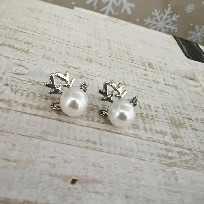 Best hoop earrings with lever-back closures for secure and easy wear-Pearl Reindeer Earrings